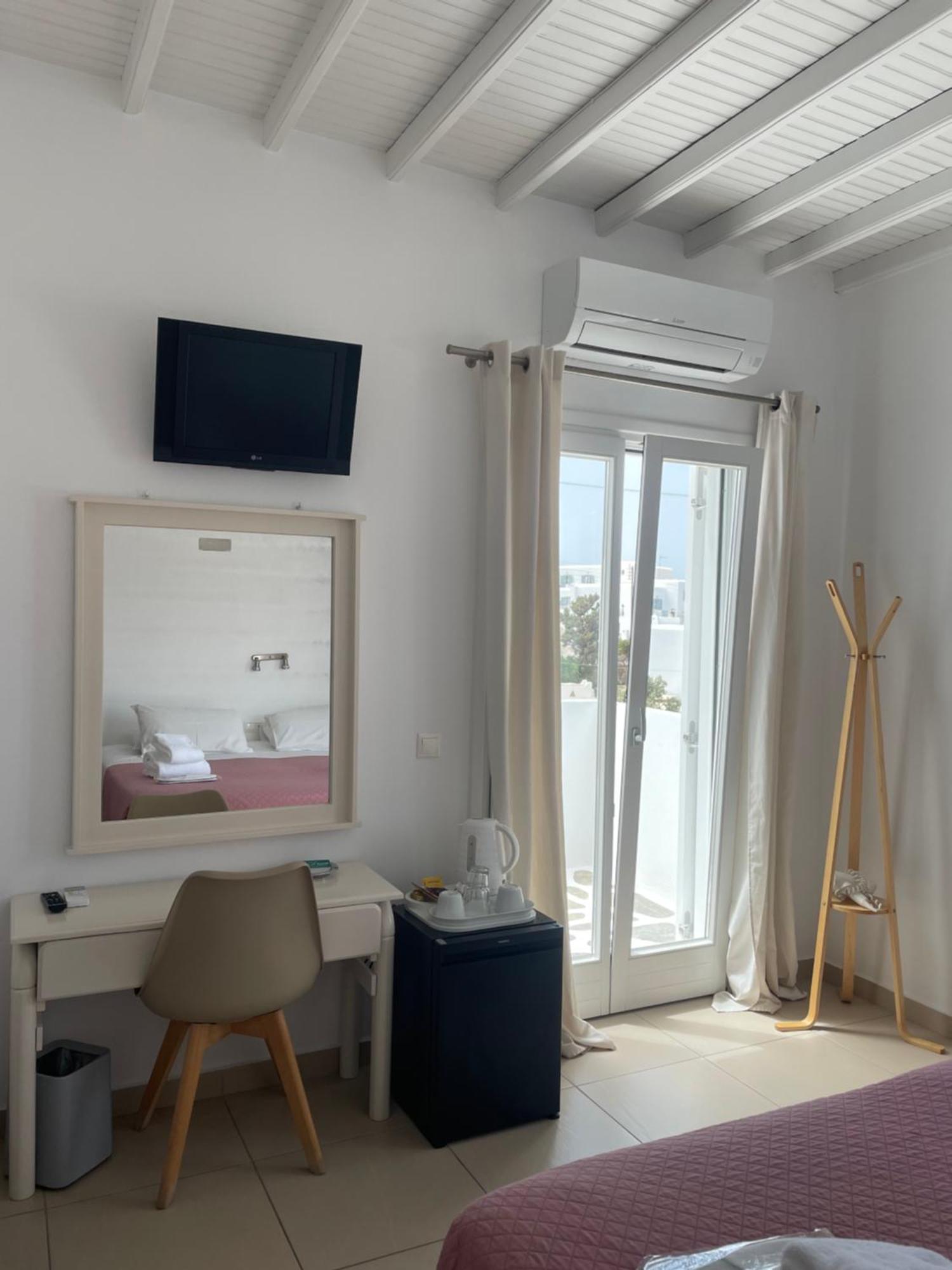 White Myth Hotel Mykonos Town Exterior foto